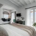 Pelican Bay Otel