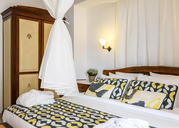 Pelican Bay 4*
