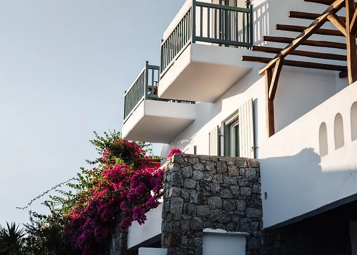 Pelican Bay بلاتيس يالوس