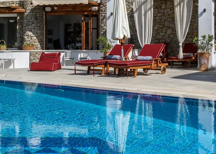 Pelican Bay فندق