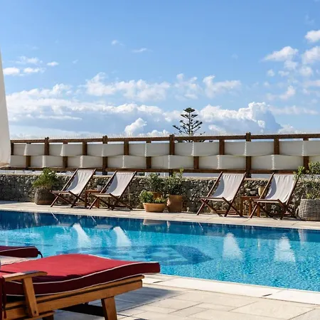 Pelican Bay Otel