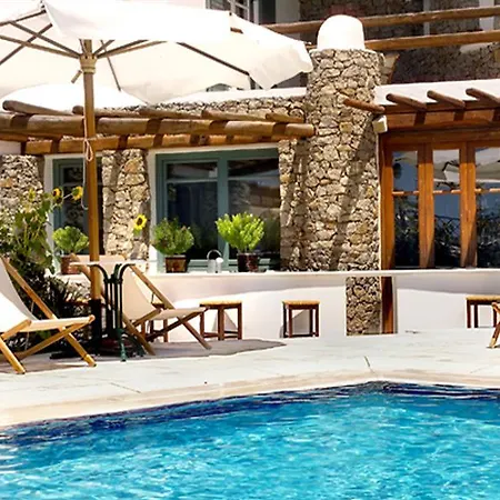 Pelican Bay Hotel