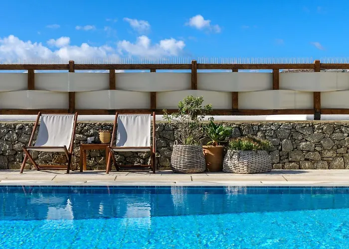 Pelican Bay Hotell 4*